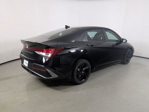 Certified 2026 Hyundai Elantra Sport FWD image 8