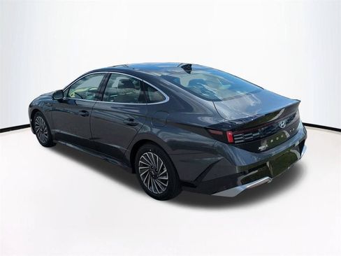 New 2026 Hyundai Sonata Limited FWD image 7