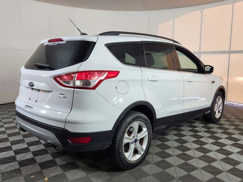 Used 2015 Ford Escape SE w/ Equipment Group 201A image 7