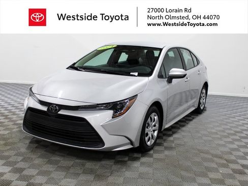 Certified 2024 Toyota Corolla LE image 1