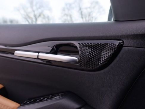 Certified 2024 Kia Seltos SX w/ SX Sunroof Package image 26