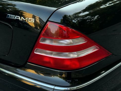 Used 2001 Mercedes-Benz S 55 AMG image 19