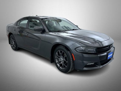 Used 2018 Dodge Charger GT image 3