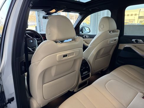 Used 2021 BMW X5 sDrive40i w/ Convenience Package image 37