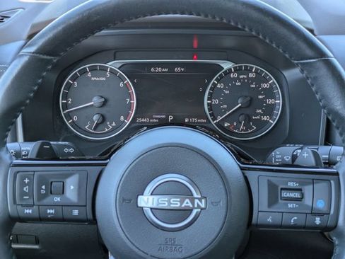 Used 2023 Nissan Rogue SV w/ SV Premium B Package FWD image 29