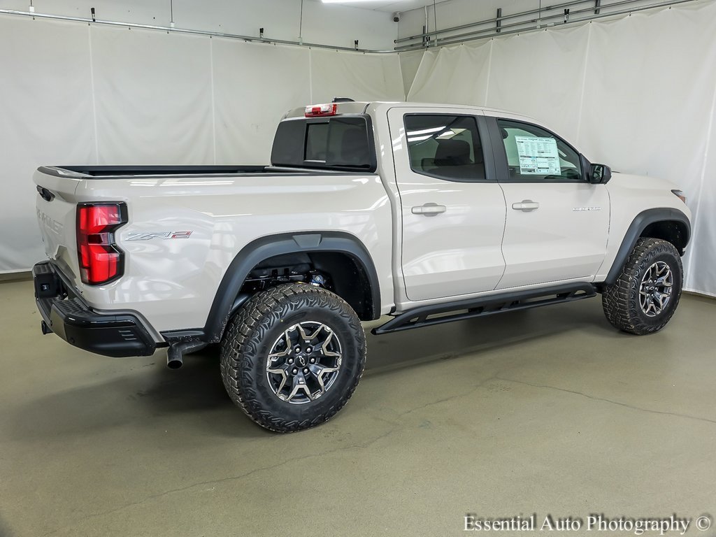 New 2026 Chevrolet Colorado ZR2 w/ Technology Package AWD/4WD image 8