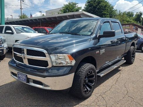 Used 2020 RAM 1500 Classic SLT AWD/4WD image 7