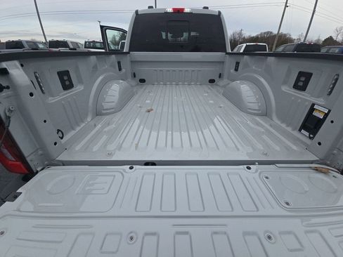 New 2026 Ford F350 Platinum image 28