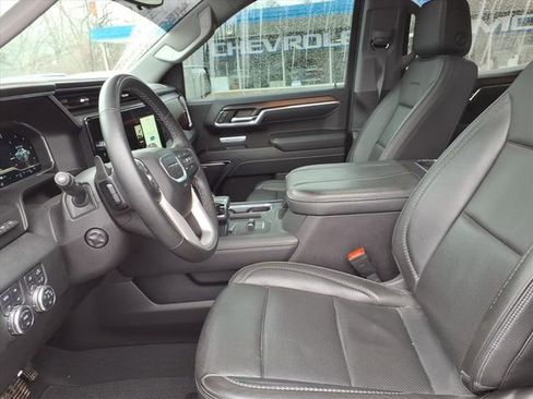 Used 2024 GMC Sierra 1500 Denali w/ Denali Reserve Package AWD/4WD image 5