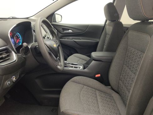 Used 2022 Chevrolet Equinox LT FWD image 17