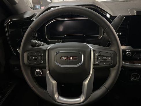 Used 2024 GMC Sierra 1500 Elevation AWD/4WD image 20