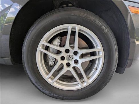 Used 2017 Porsche Macan AWD/4WD image 21