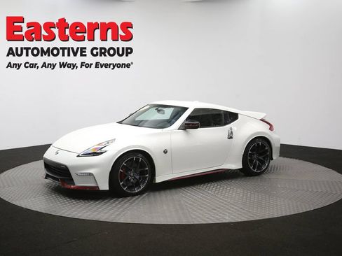 Used 2020 Nissan 370Z NISMO RWD image 57