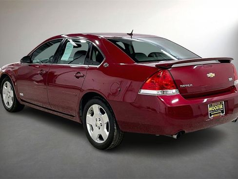Used 2006 Chevrolet Impala SS w/ Convenience Package image 4