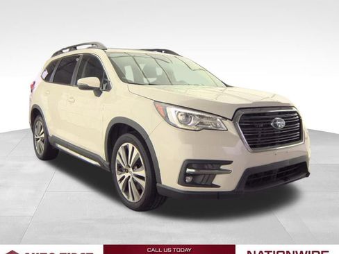 Used 2022 Subaru Ascent Limited image 3