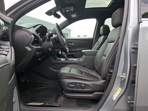 Used 2023 Chevrolet Traverse High Country w/ LPO, Floor Liner Package AWD/4WD image 16