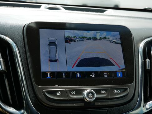 Used 2022 Chevrolet Equinox RS w/ Infotainment Package AWD/4WD image 27