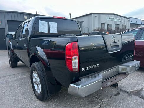 Used 2011 Nissan Frontier S image 3