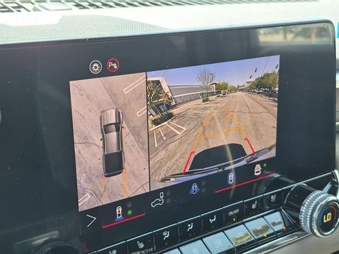 New 2026 GMC Canyon Denali AWD/4WD image 17