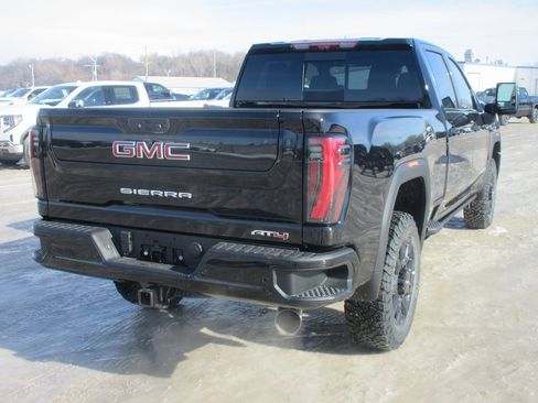 New 2026 GMC Sierra 2500 AT4 w/ AT4 Premium Plus Package image 5