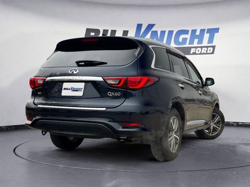 Used 2020 INFINITI QX60 Luxe w/ Essential Package image 4