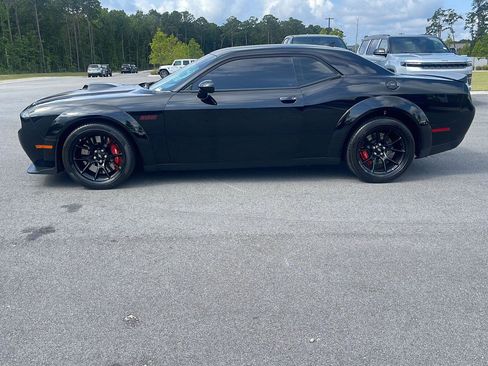 Used 2023 Dodge Challenger R/T Scat Pack RWD image 4