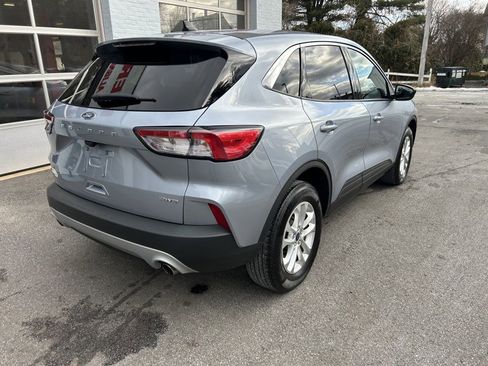 Used 2022 Ford Escape SE w/ Convenience Package image 5