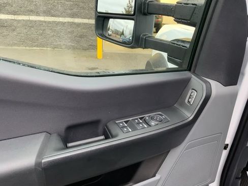 Used 2024 Ford F550 4x4 Crew Cab Super Duty image 13