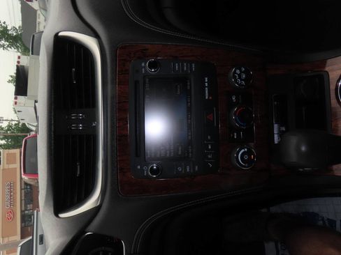 Used 2014 Chevrolet Traverse LT AWD/4WD image 47