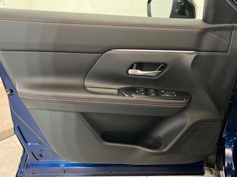 New 2026 Nissan Kicks SR image 14