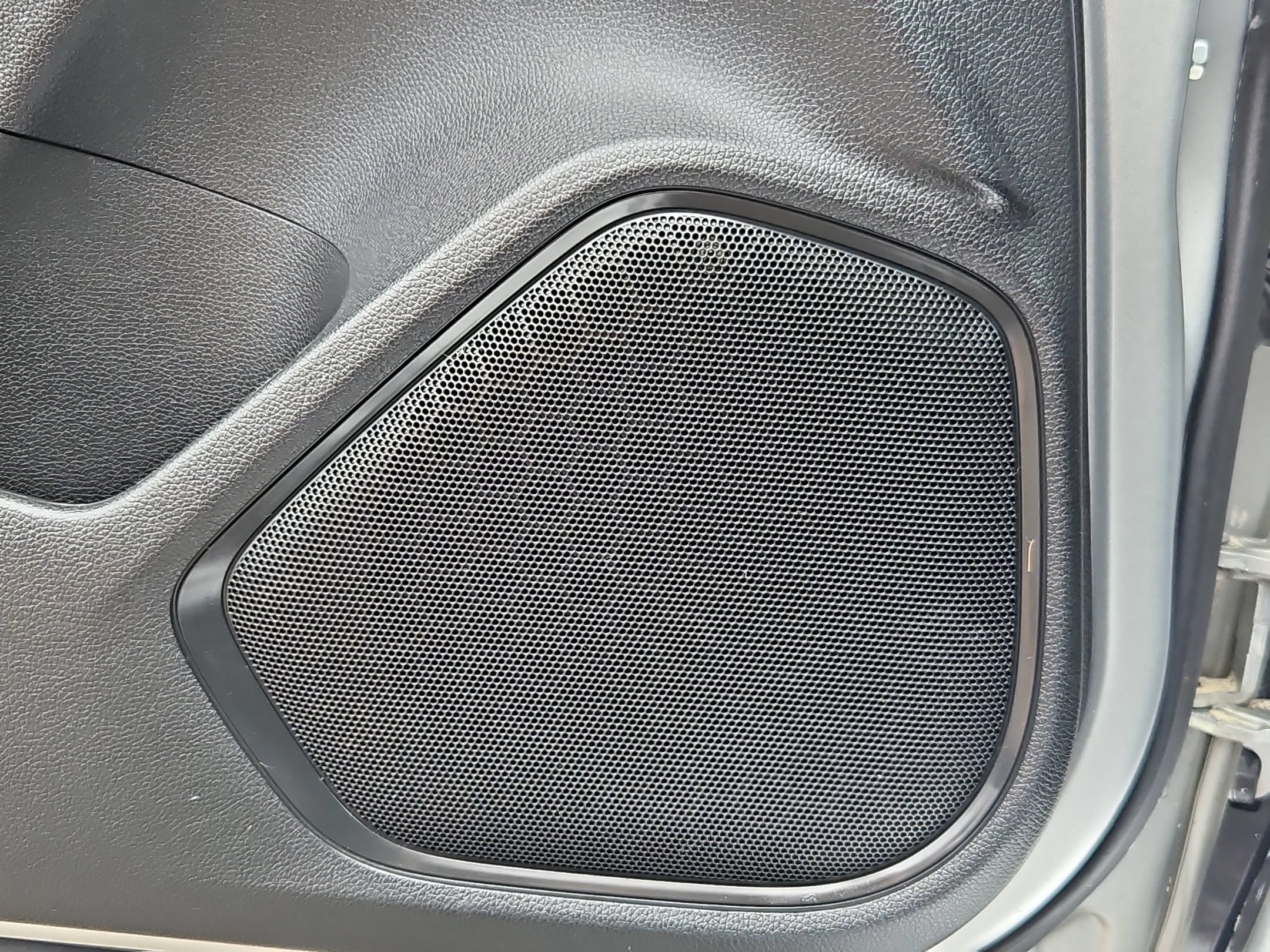 Used 2015 Honda Fit EX image 11