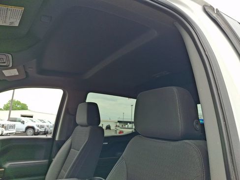 Used 2020 Chevrolet Silverado 1500 LT Trail Boss AWD/4WD image 13