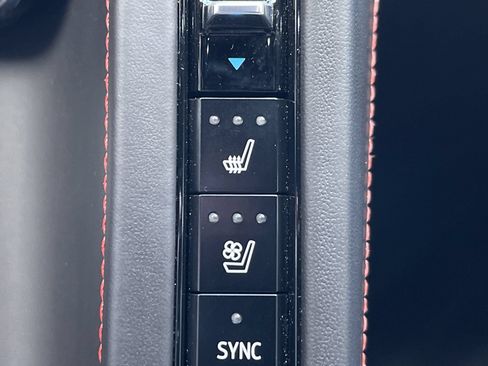 Used 2025 Chevrolet Corvette Z06 RWD image 19