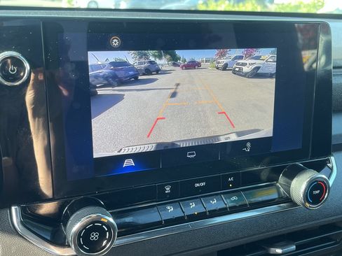 Used 2023 Chevrolet Colorado W/T RWD image 13
