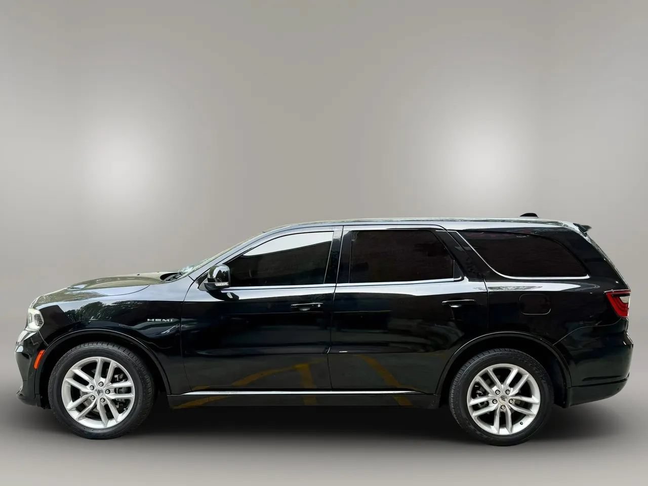 Used 2022 Dodge Durango R/T AWD/4WD image 2