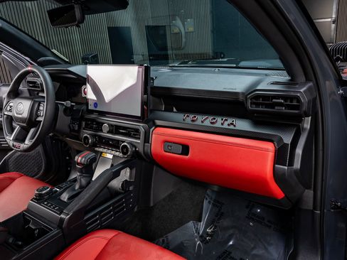 Used 2025 Toyota Tacoma TRD Pro AWD/4WD image 17