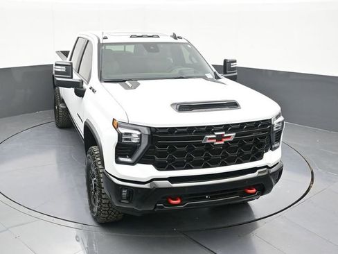 New 2026 Chevrolet Silverado 2500 ZR2 w/ LPO, Dark Essentials Package image 60