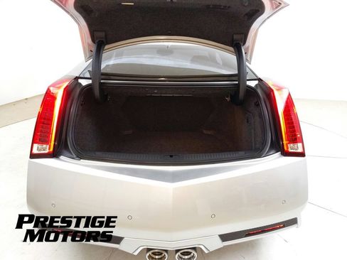 Used 2011 Cadillac CTS V w/ Wood Trim Package RWD image 29