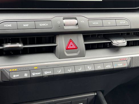 Used 2025 Kia K4 LXS image 21