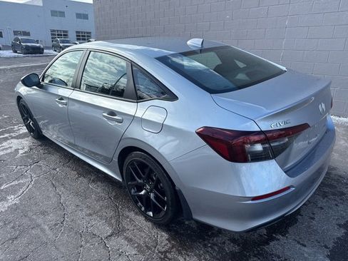 Certified 2025 Honda Civic Sport image 10