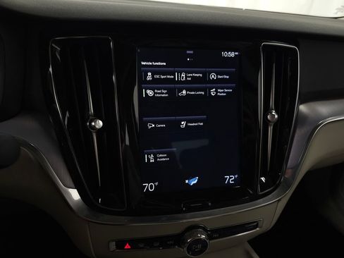 Used 2019 Volvo S60 T5 Momentum FWD image 23