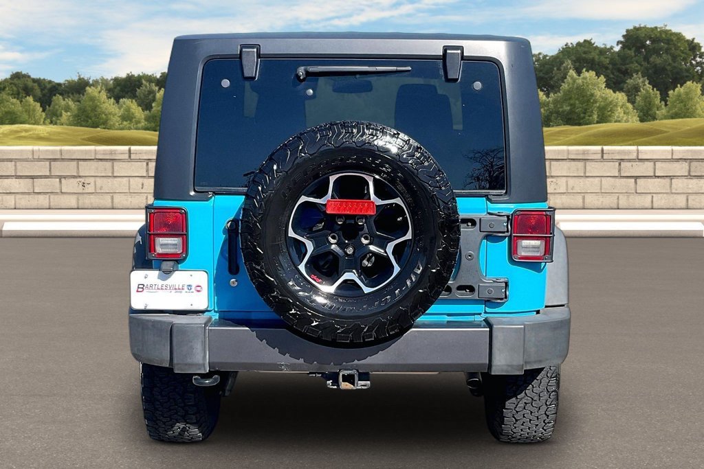 Used 2017 Jeep Wrangler Sport AWD/4WD image 4