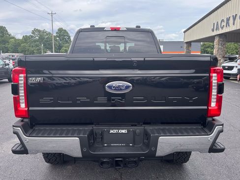 Used 2026 Ford F350 Lariat w/ Tremor Off-Road Package AWD/4WD image 7