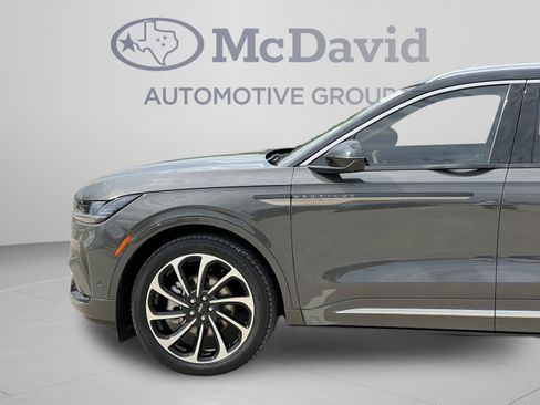 Certified 2024 Lincoln Nautilus Black Label AWD/4WD image 34