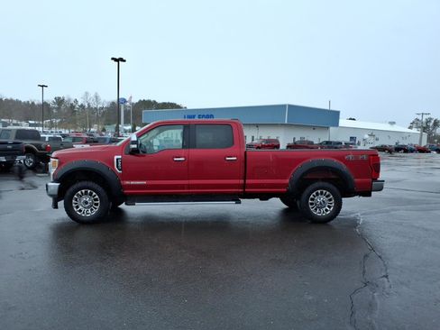 Used 2020 Ford F350 Lariat w/ Chrome Package image 3