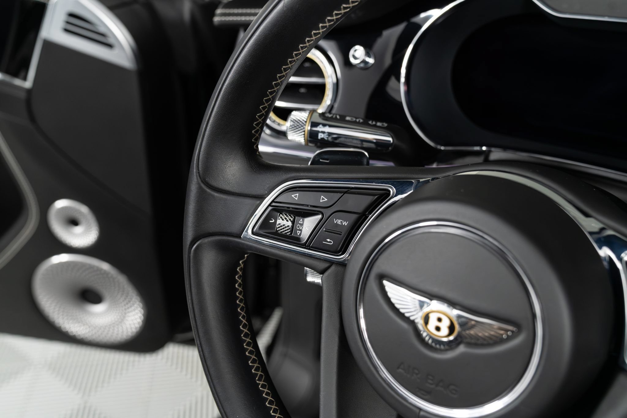 Used 2020 Bentley Continental GT V8 First Edition AWD/4WD image 32