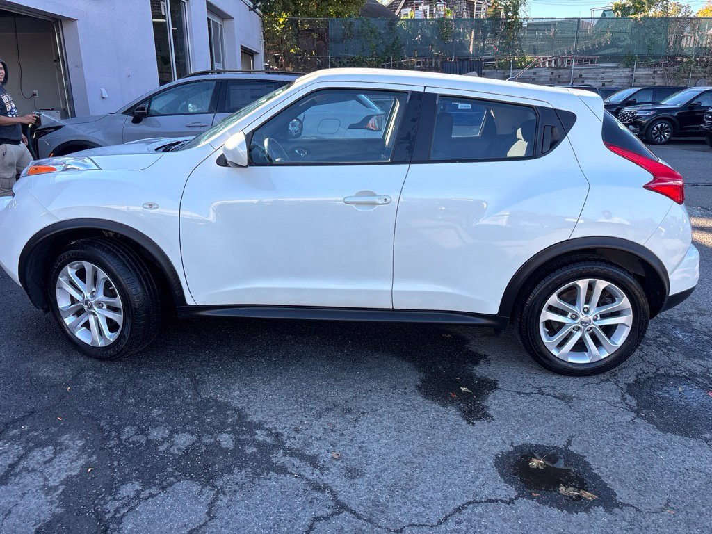 Used 2014 Nissan Juke S AWD/4WD image 3