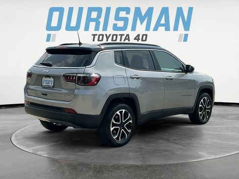 Used 2024 Jeep Compass Limited AWD/4WD image 7