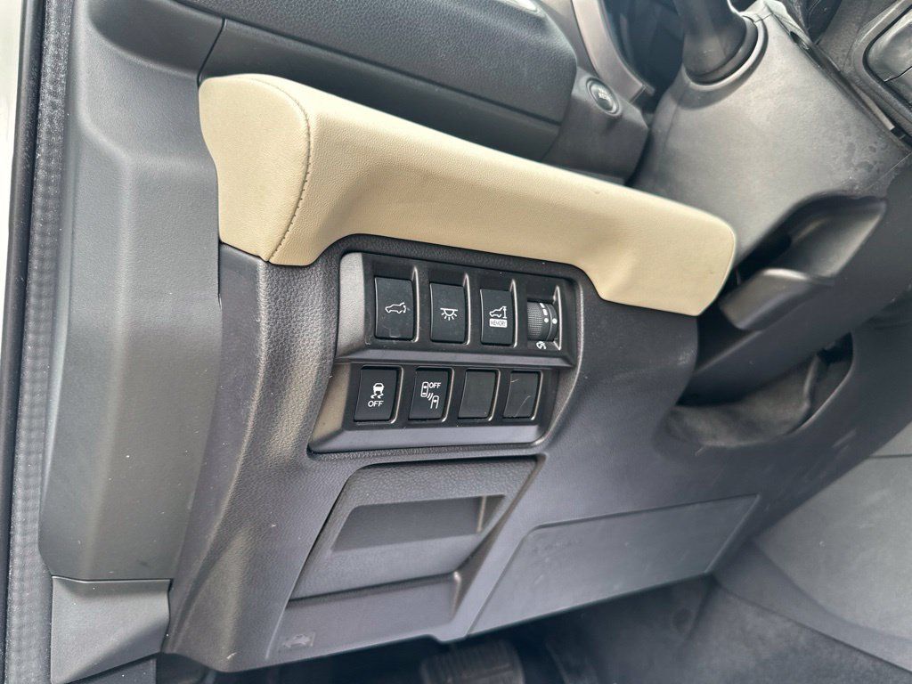 Used 2022 Subaru Ascent Limited AWD/4WD image 19