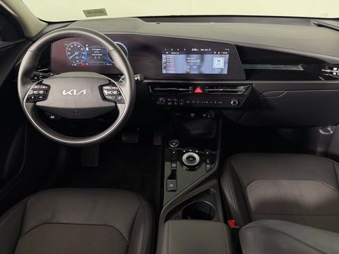 Used 2023 Kia Niro Wind FWD image 14